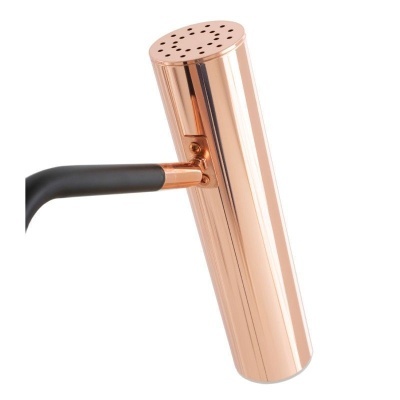Cabeça de aspersor de rega em metal cobre brilhante com braço preto