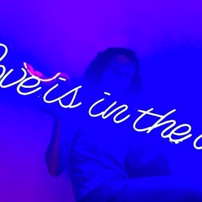 NeonLED | Love is in the Air