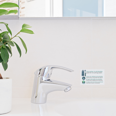 Cartão Água Potável para cozinha e WC (em várias línguas)