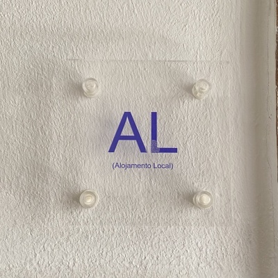 Placa AL (10x10cm) - com distanciadores em acrílico