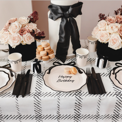 Toalha de mesa com laços