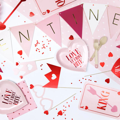 Confetti corações vermelho foil