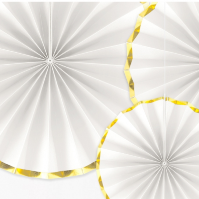 Leques decorativos de papel brancos com bordas douradas