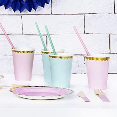 Copos menta e dourado