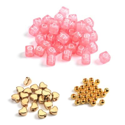 Contas de Fantasia Alfabeto dourado