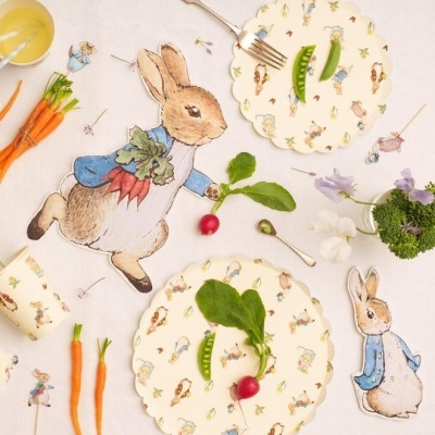 12 Pratos forma Peter Rabbit