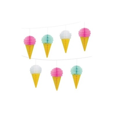 Cordão decorativo com cones de gelado em papel colorido