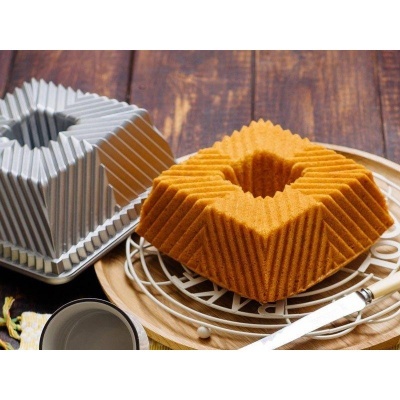 Forma bundt Squared Pan - Nordic Ware