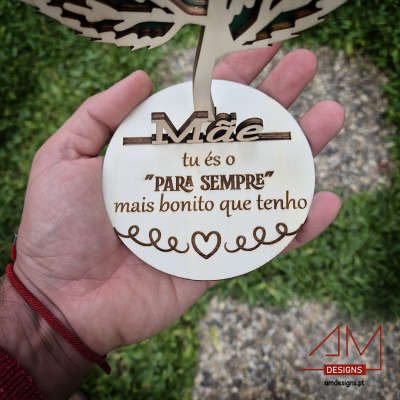 Rosa em Madeira Personalizada – Especial Dia da Mãe
