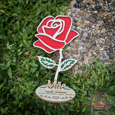 Rosa em Madeira Personalizada – Especial Dia da Mãe