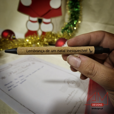 Caneta em Cortiça Personalizada – Mensagem de Natal