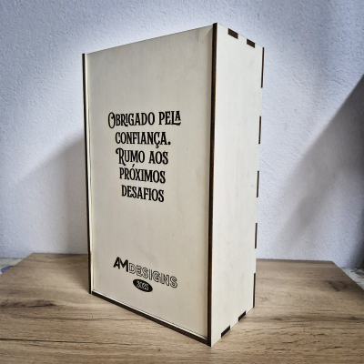 Brinde Empresarial – Caixa de Vinho em Madeira para 2 Garrafas