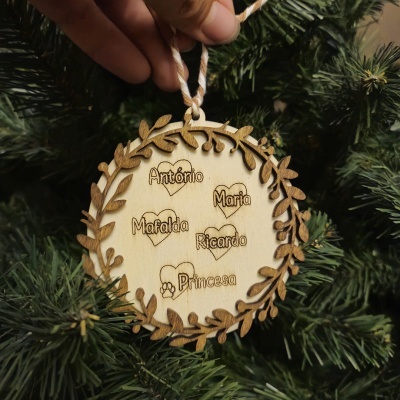 Bola de Natal em Madeira com Padrão Floral Personalizada