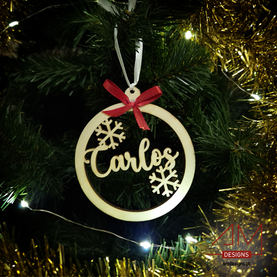 Bola de Natal em Madeira Personalizada com Nome