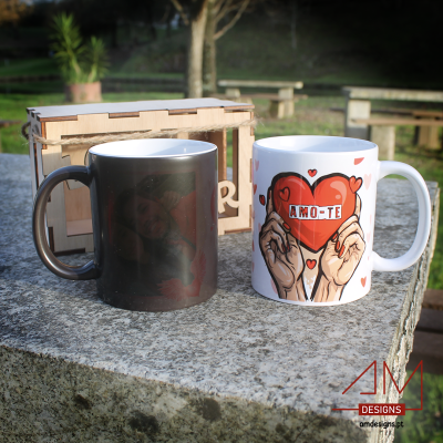 Conjunto Especial de Canecas com Caixa de Madeira – Love is in the Air (B+M)