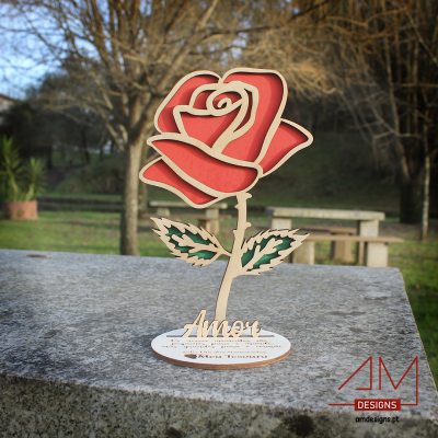 Rosa em Madeira Personalizável