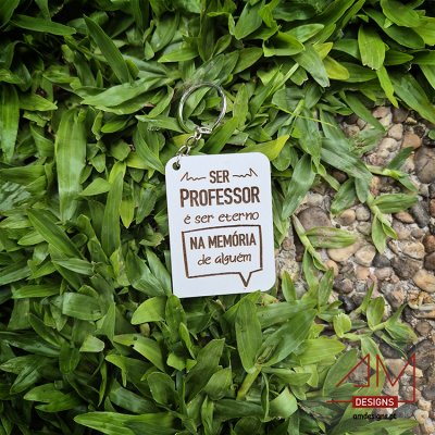 Porta-Chaves em Madeira –  Lembrança Escolar para Professores, Auxiliares, Educadoras