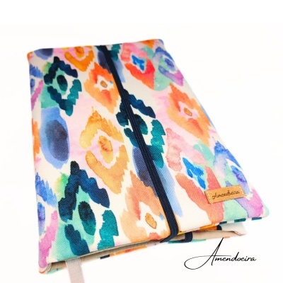 Capa para livro/Agenda Ajustável - Losangos coloridos