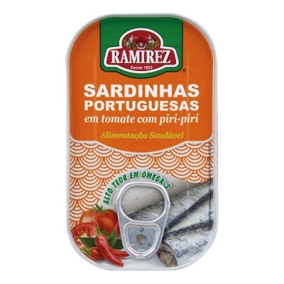 Sardinhas em Tomate com Piri-Piri