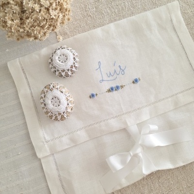 saquinho para a roupa em linho