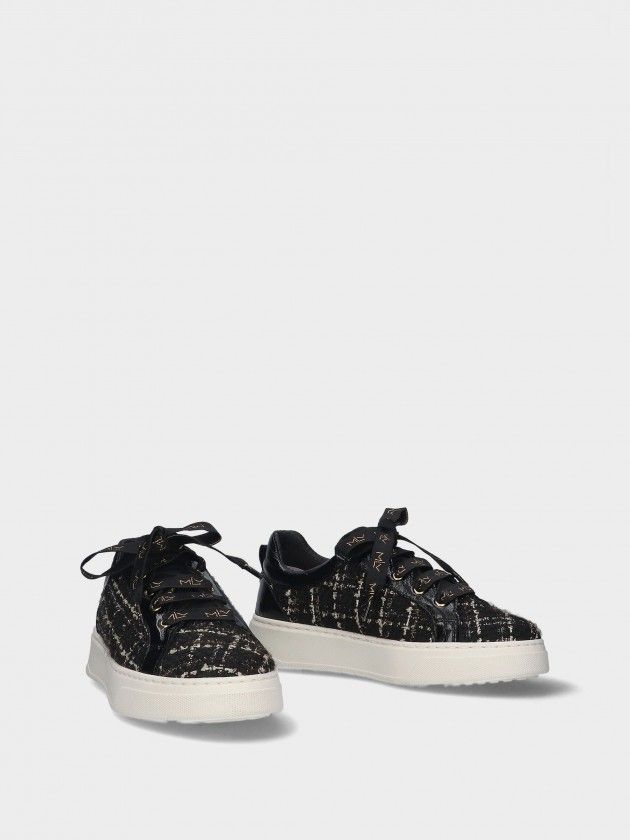 Sapatilha MLV Anita.20 Black Ténis baixos pretos com padrão entrelaçado e sola branca