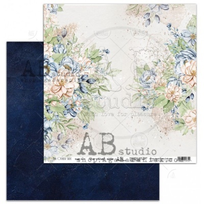 Folha dupla-face para scrapbook com padrão floral e verso azul escuro texturizado