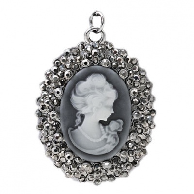 Tim Holtz Assemblage Pendant Crystal Cameo (THA20074)