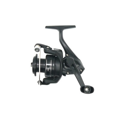 Carretel de pesca preto com número 3000