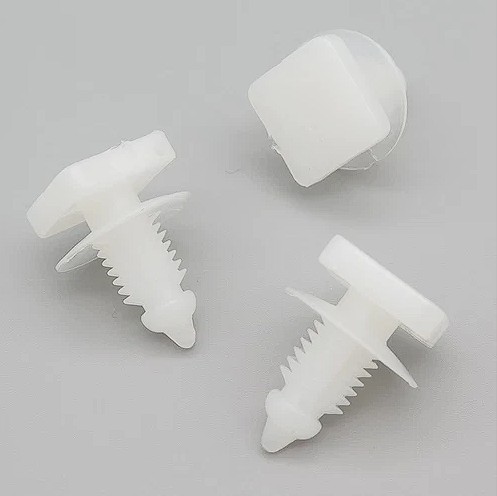 Plastic&#x20;Clip&#x20;for&#x20;Sill&#x20;&#x2F;&#x20;Skirt&#x20;Fixation