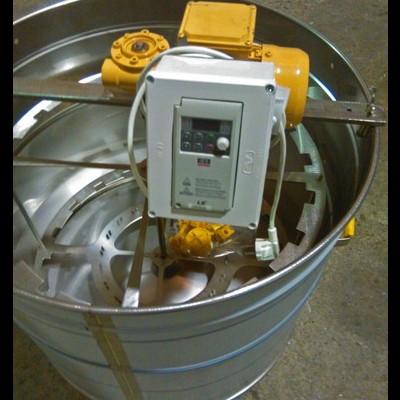 Extractor Inox Eléctrico Radial 16 1/2 quadros