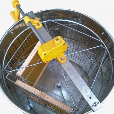 Extractor Inox Manual Tangencial 4/8 quadros