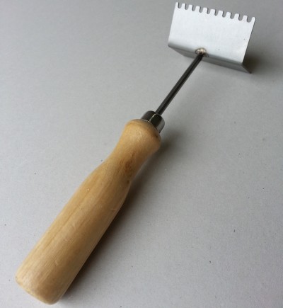 Raspador de Grades Excluidoras