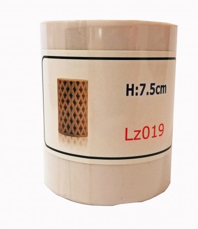 Rolo bege claro com etiqueta de padrão colmeia e texto H:7.5cm Lz019