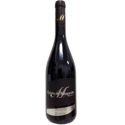 Garrafa de vinho tinto Quinta do Morgarido Reserva 2012 com rótulo preto.