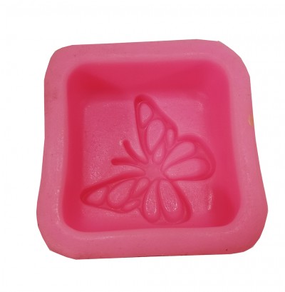 Forma de silicone rosa com relevo de borboleta