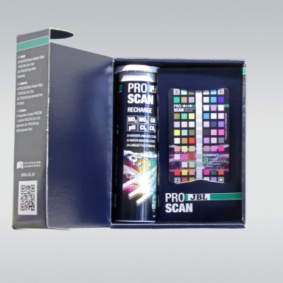 Kit de análise de água JBL Pro Scan com tubo e escala de cores em embalagem azul