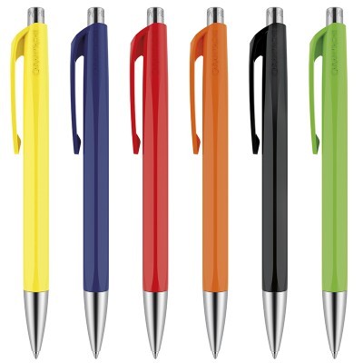 Esferográfica 888 Infinite, Caran d´Ache