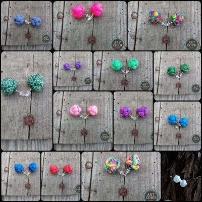 Brincos de argola com nós de corda colorida em madeira rústica