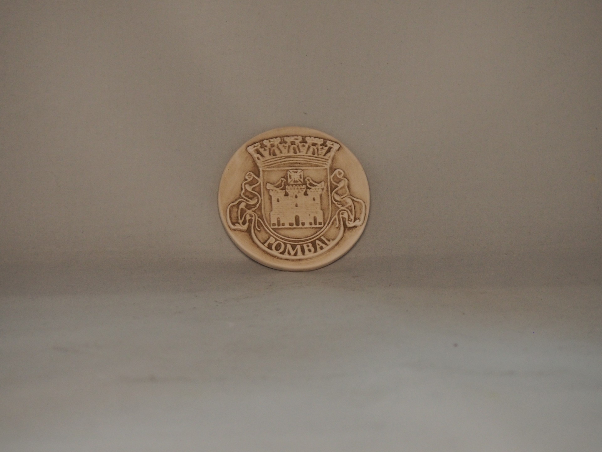 Medalha em Faiança duas faces 8cm Patine