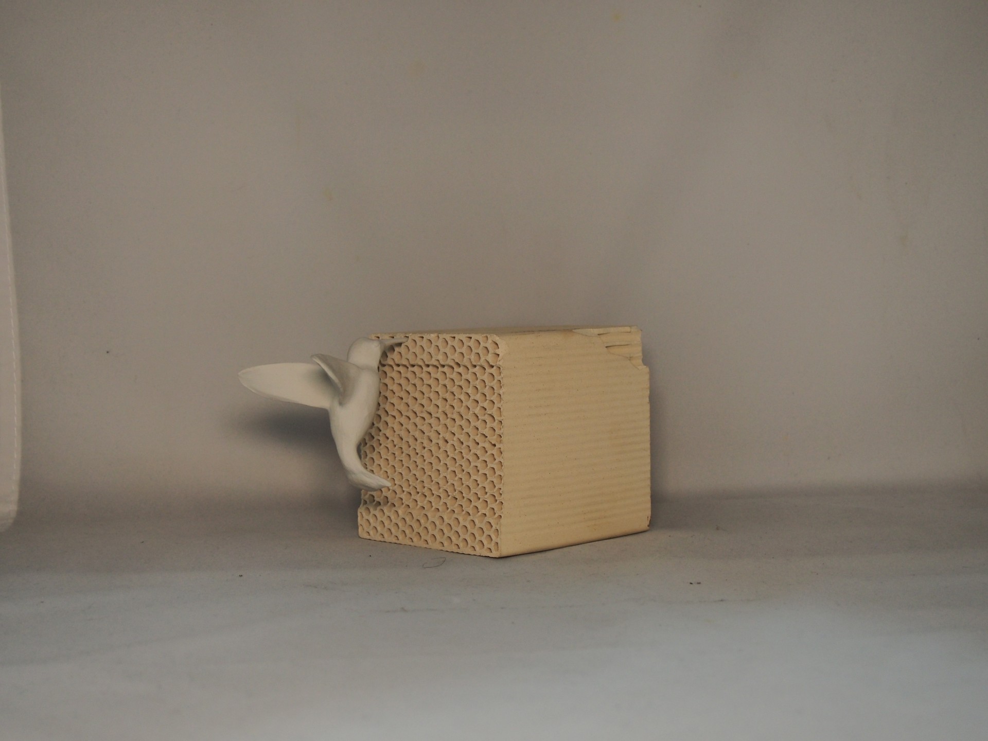 Colibri 10 cm em porcelana