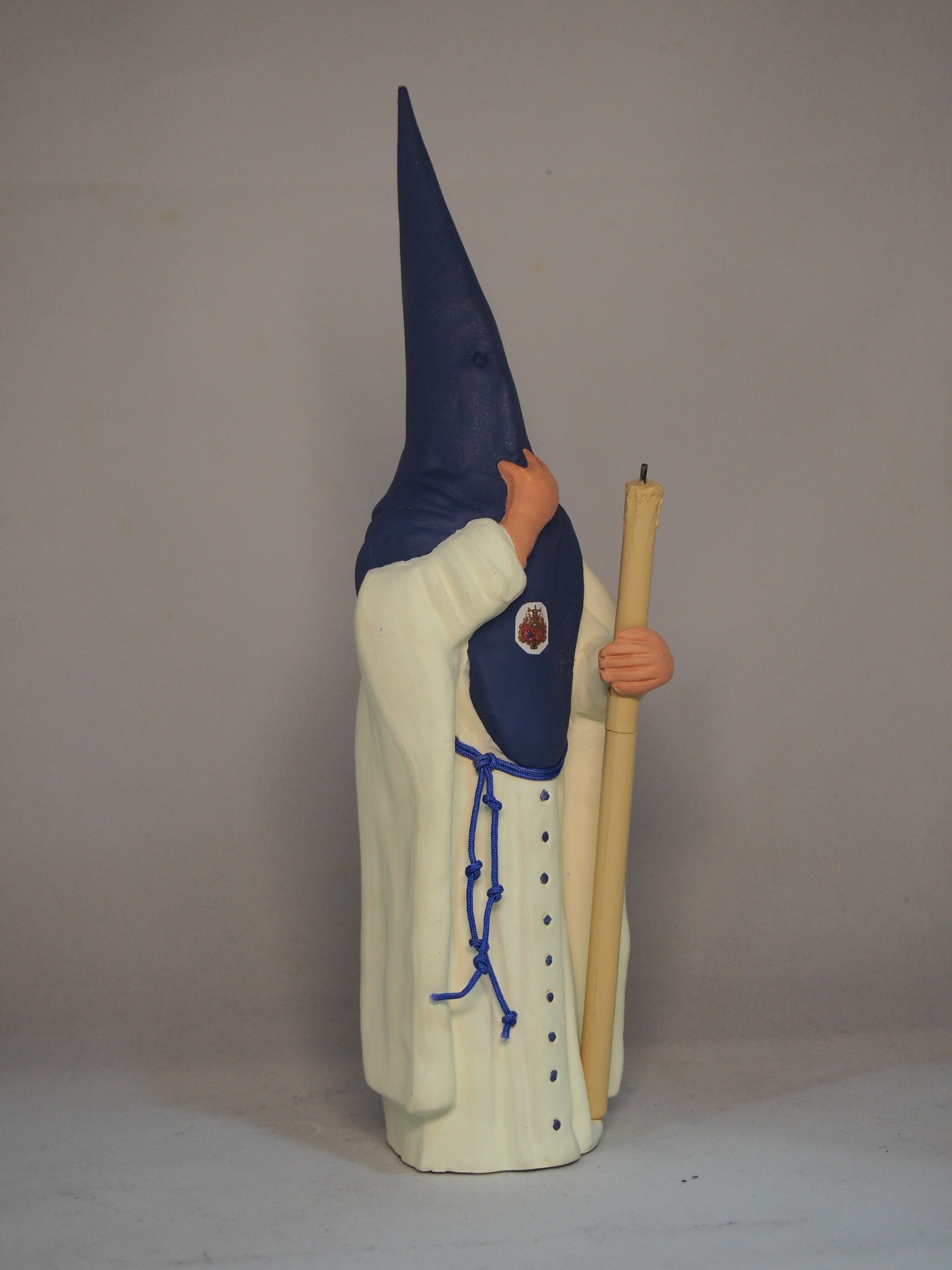 Penitente de Sevilha 20 cm faiança pintada