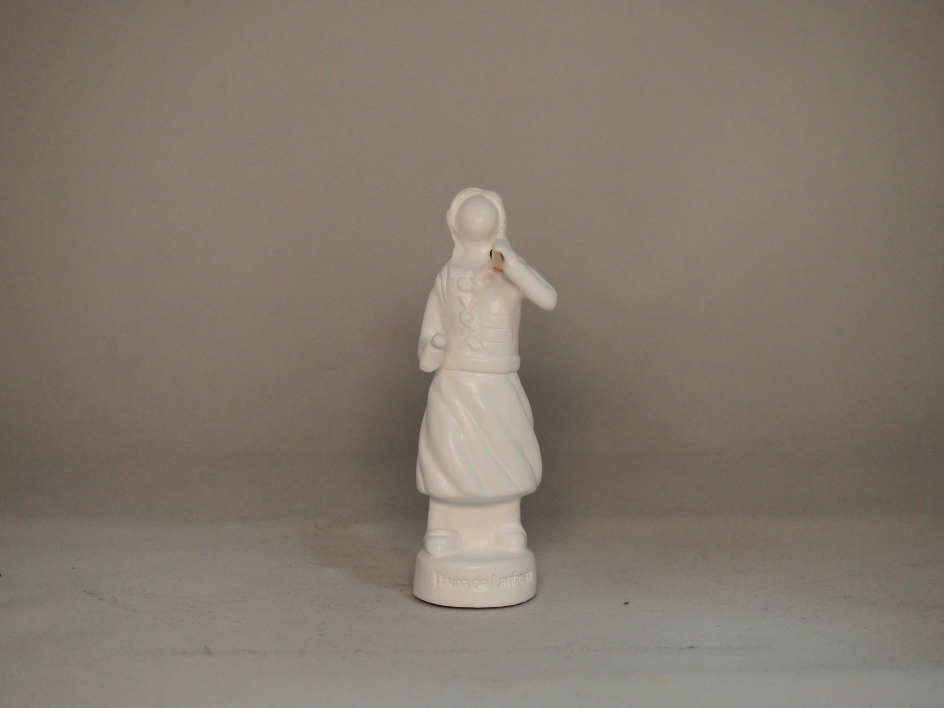 Maria da Fonte 9 cm Faiança Pintada