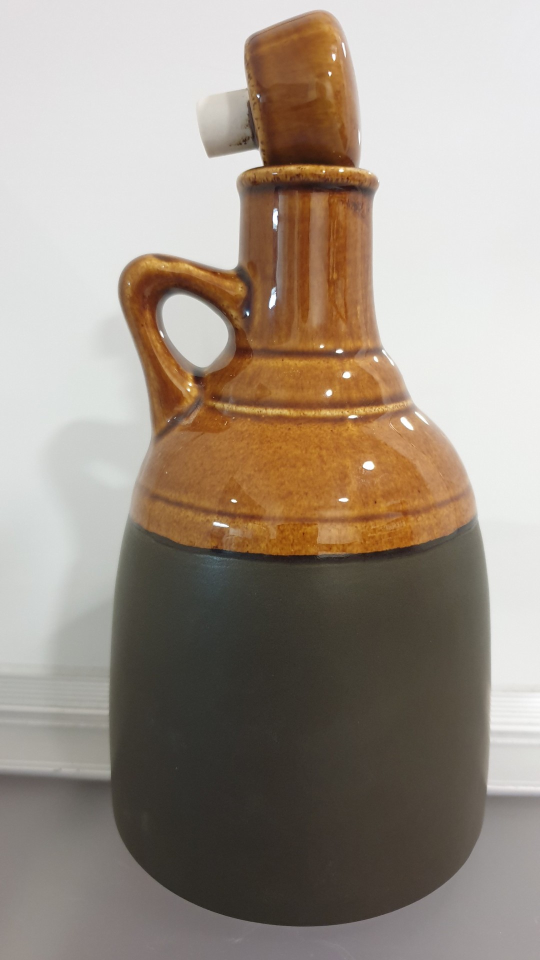 Garrafa Digestivo com tampa 0,60 ml porcelana vidrada