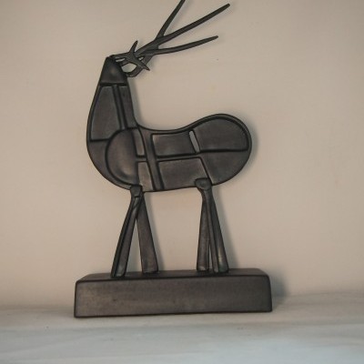 O Cervo 30 cm em faiança Pintada