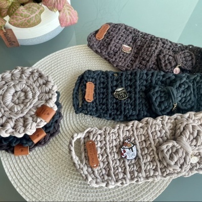 Capa Cozy Cup + Base para Caneca