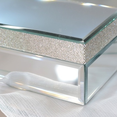 Guarda-Jóias Espelhado