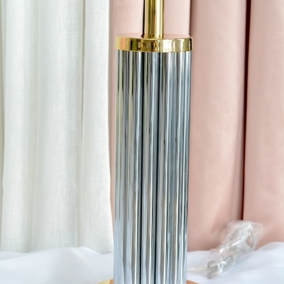 Candeeiro s/ Abat Jour Candeeiro s/ Abat Jour