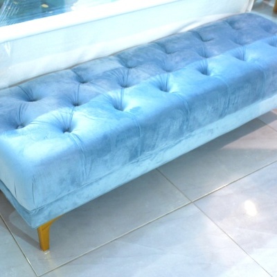 Banqueta c/ Capitoné