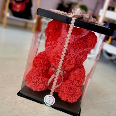 Urso&#x20;de&#x20;Rosas