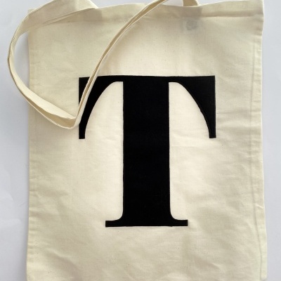 TOTE BAG “T”